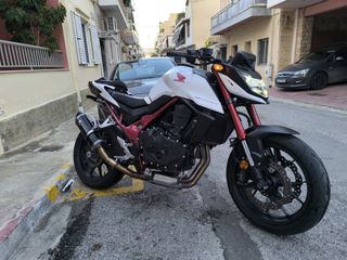 Honda CB 750 2024 hornet-thumb-2