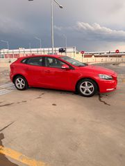 Volvo V40 2018 D2