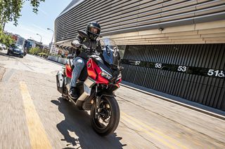 Voge SR1 2026 ADV Ετοιμοπαράδοτο ΜΑΥΡΟ-thumb-8
