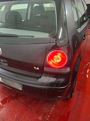 Volkswagen Polo 2007-thumb-8