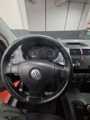 Volkswagen Polo 2007-thumb-12