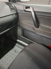 Volkswagen Polo 2007-thumb-16