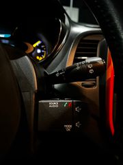 Renault Captur 2013-thumb-5