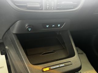 Ford Transit Courier 2026 E-Transit-thumb-8
