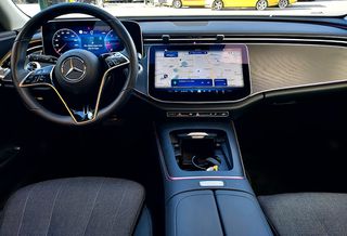 Mercedes-Benz E 220 2024 W214 - Panorama (1585)-thumb-6