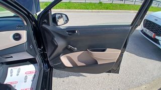 Hyundai i 10 2015 1.0 CLASSIC-thumb-23