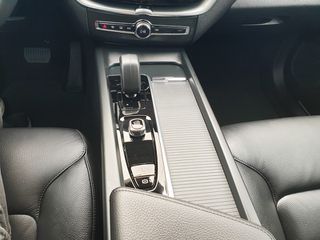 Volvo XC 60 2022 Momentum Facelift 4x4 27815ΧΛΜ 12/22 Hybrid Diesel-thumb-43