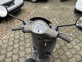 Piaggio Liberty 50 2008 black edition-thumb-6