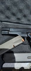 Σκοπευτικό όπλο 9mm-thumb-1