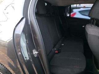 Peugeot 208 2020-thumb-13