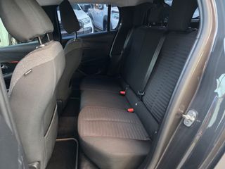 Peugeot 208 2020-thumb-11
