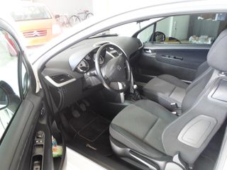 Peugeot 207 2010 GTI-thumb-6