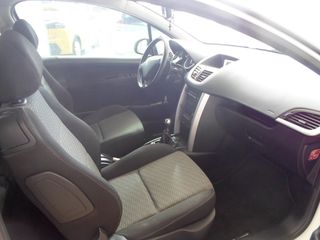 Peugeot 207 2010 GTI-thumb-8