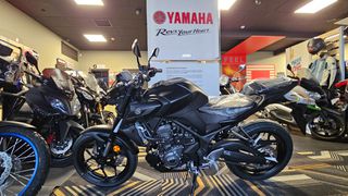 Yamaha MT-03 2026 MT-03-thumb-2