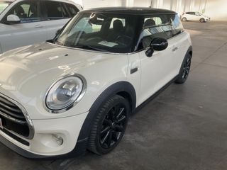 Mini Cooper D 2016 AUTOMATIC-thumb-8