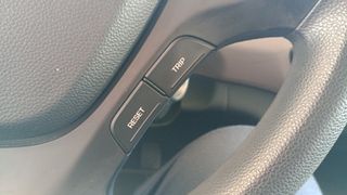 Hyundai i 10 2017 1.0 Classic  18 montelo-thumb-16