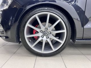 Volkswagen Polo 2015 1.4 TDI LOUNGE 90hp-thumb-8