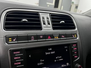 Volkswagen Polo 2015 1.4 TDI LOUNGE 90hp-thumb-41