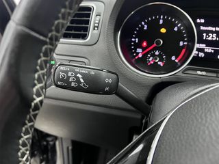 Volkswagen Polo 2015 1.4 TDI LOUNGE 90hp-thumb-45