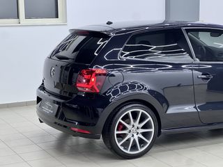 Volkswagen Polo 2015 1.4 TDI LOUNGE 90hp-thumb-24