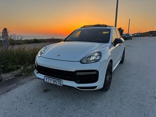 Porsche Cayenne 2015 Cayenne S-e (GTS pack)