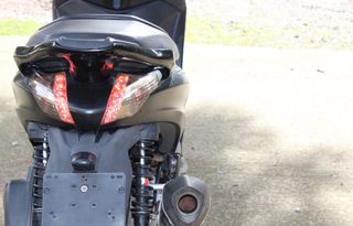 Piaggio Beverly 300 2015-thumb-8