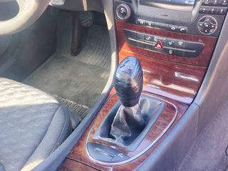 Mercedes-Benz E 200 2005 CLASSIC SUNROOF-thumb-37