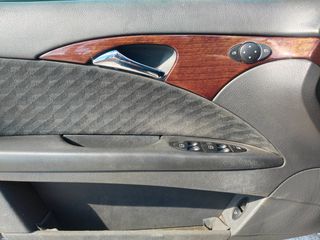 Mercedes-Benz E 200 2005 CLASSIC SUNROOF-thumb-46
