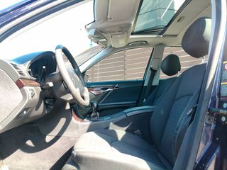 Mercedes-Benz E 200 2005 CLASSIC SUNROOF-thumb-60