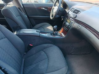 Mercedes-Benz E 200 2005 CLASSIC SUNROOF-thumb-33