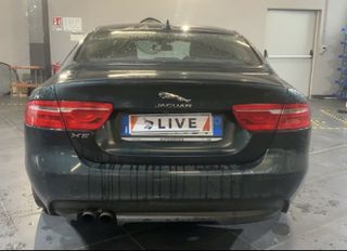 Jaguar XE 2016 XE 20d R-SPORT-thumb-3