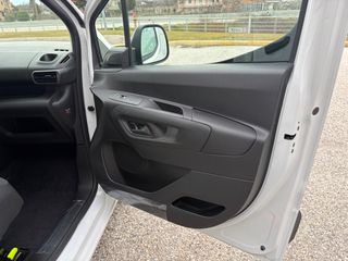 Κλούβα Toyota 2026 ΕΤΟΙΜΟΠΑΡΑΔΟΤΟ PROACE CITY 1.5D 100hp L2 LIVE PLUS-thumb-17