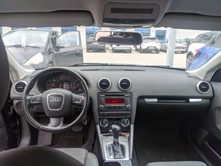 Audi A3 2010-thumb-3