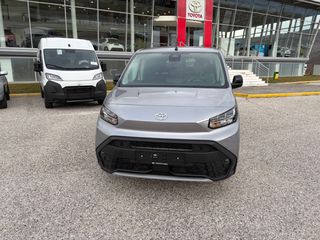 Φορτηγό Έως 7.5τ Toyota 2026 PROACE CITY 1.5D 100hp L2 ACTIVE-thumb-1