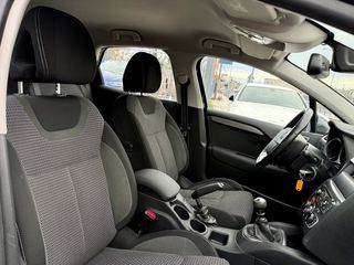 Citroen C4 2014-thumb-31