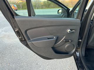 Dacia Sandero 2018 AUTO ΛΑΖΑΡΙΔΗΣ-thumb-38