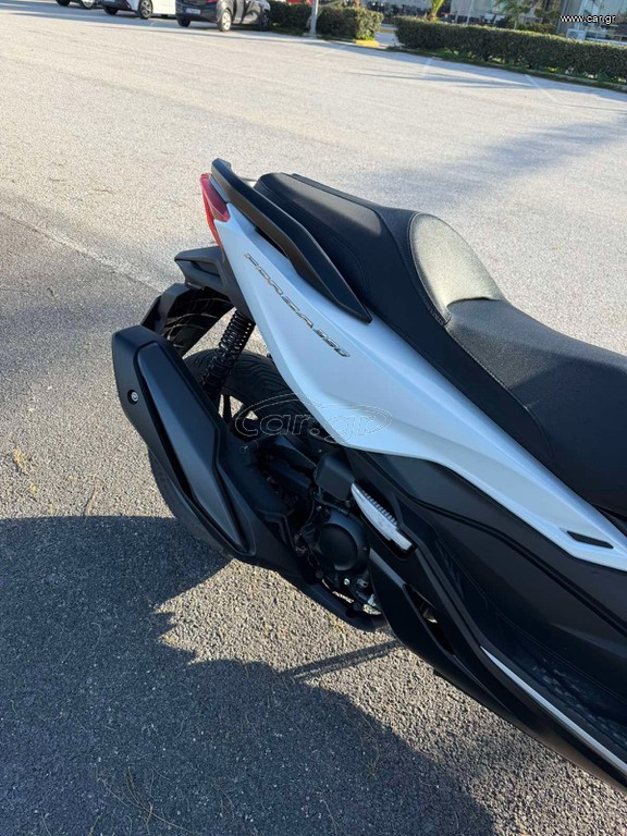 Honda Forza 350 2024