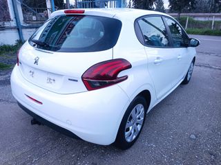 Peugeot 208 2016-thumb-7