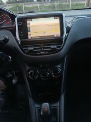 Peugeot 208 2016-thumb-12
