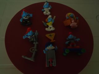 Kinder Φιγούρες Στρουμφάκια - Μίνιονς - Oddbods - Finding Dory-thumb-9