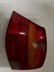 Πίσω Φανάρια / Volkswagen Golf 98'-04' (Δεξιά - Αριστερά)