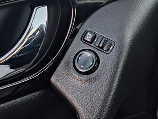 Nissan Qashqai 2018-thumb-17
