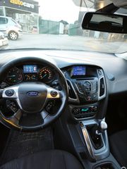 Ford Focus 2012-thumb-3