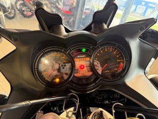 Suzuki V-Strom 650 2010-thumb-5