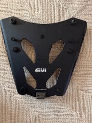 ΒΑΣΗ ΑΛΟΥΜΙΝΙΟΥ ΒΑΛΙΤΣΑΣ TOPCASE GIVI YAMAHA TRACER 9/GT/GT+