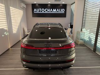 Audi Q8 e-tron 2022 50e Sportback-thumb-11