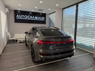 Audi Q8 e-tron 2022 50e Sportback-thumb-13