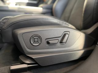 Audi Q8 e-tron 2022 50e Sportback-thumb-52