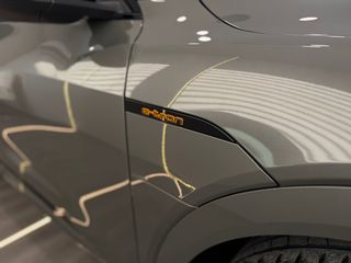 Audi Q8 e-tron 2022 50e Sportback-thumb-26