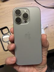iPhone 16 Pro - 256 GB Natural Titanium